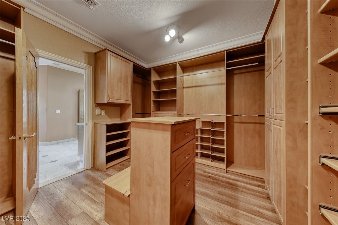 Las Vegas, Nevada, 89141, United States, 4 Bedrooms Bedrooms, ,4 BathroomsBathrooms,Residential,Active,1968379