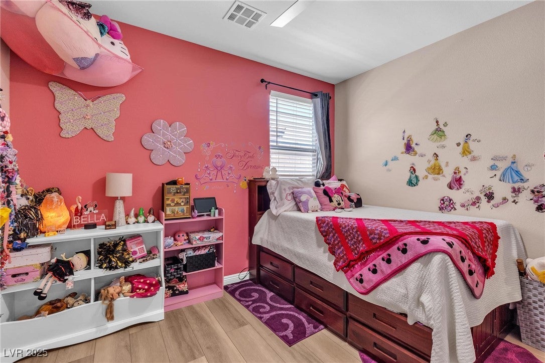 Las Vegas, Nevada, 89149, United States, 5 Bedrooms Bedrooms, ,4 BathroomsBathrooms,Residential,Active,1933730