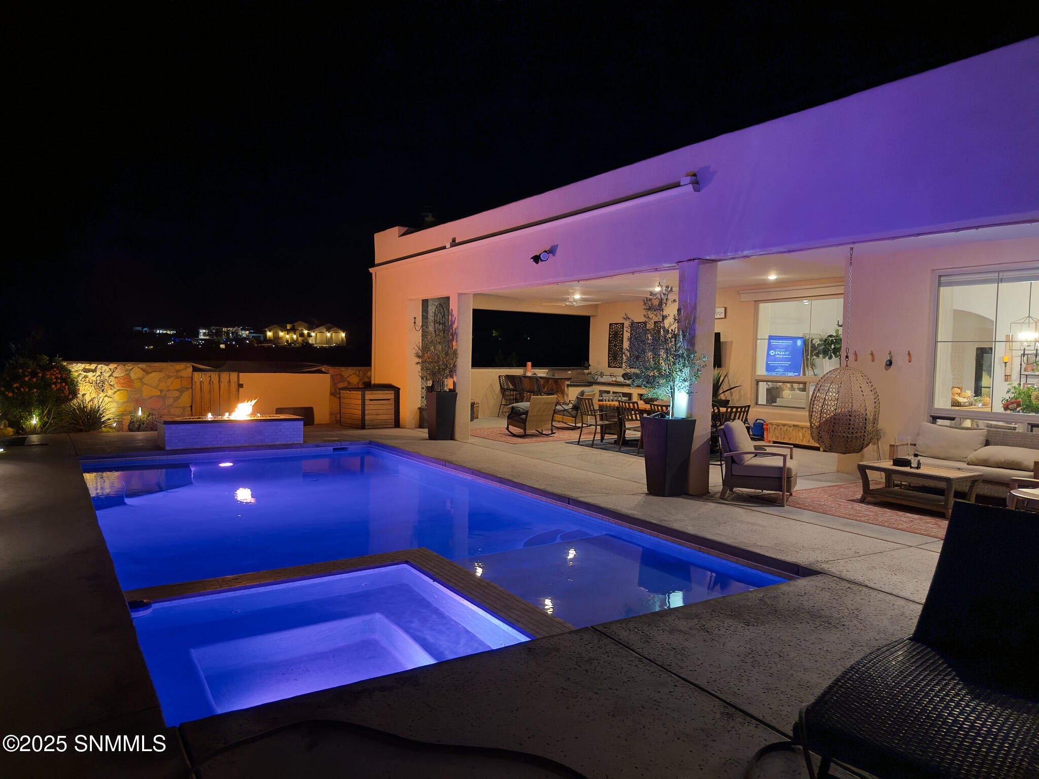 Las Cruces, New Mexico, 88011, United States, 4 Bedrooms Bedrooms, ,4 BathroomsBathrooms,Residential,Active,1963388