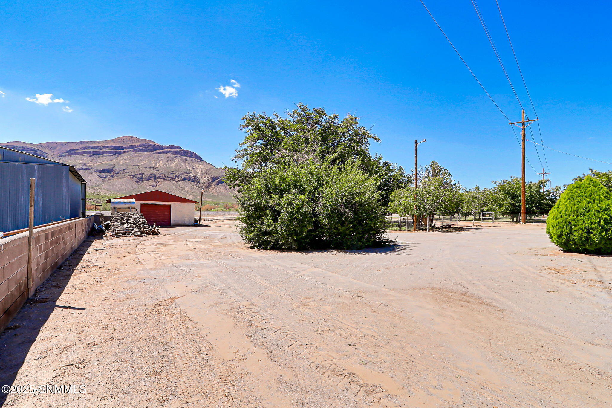Las Cruces, New Mexico, 88007, United States, 3 Bedrooms Bedrooms, ,4 BathroomsBathrooms,Residential,Active,1945057