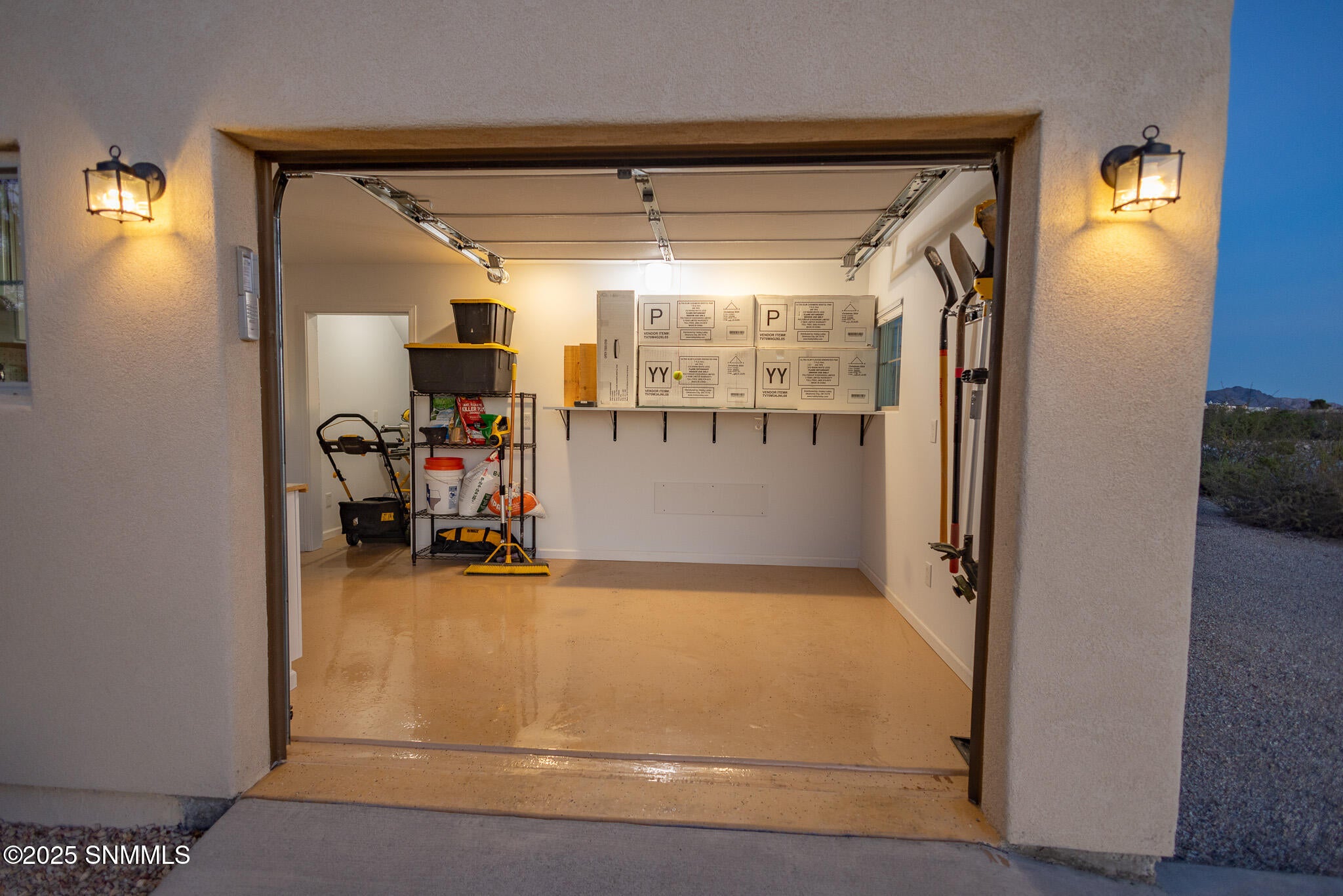 Las Cruces, New Mexico, 88011, United States, 4 Bedrooms Bedrooms, ,4 BathroomsBathrooms,Residential,Active,1963388