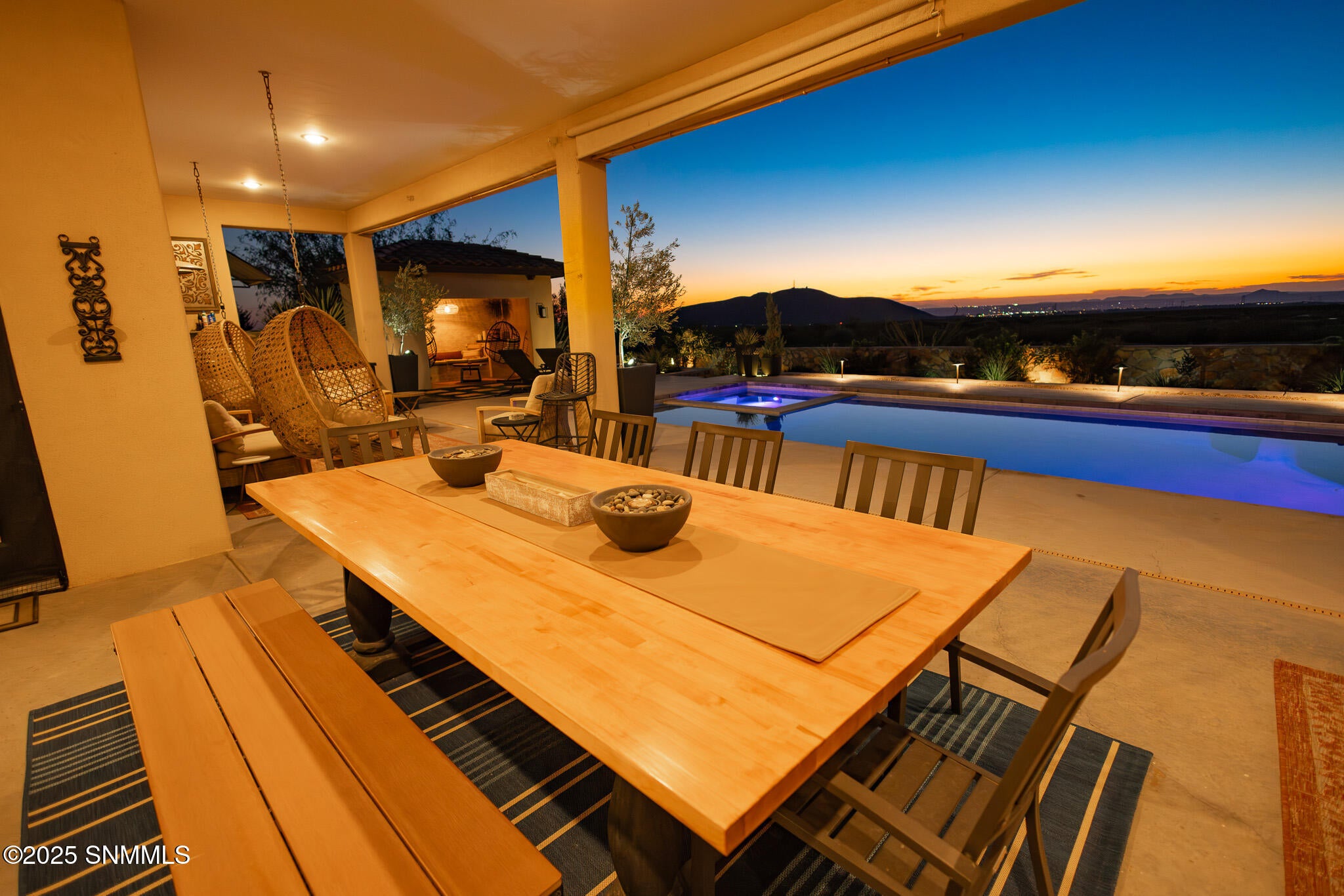 Las Cruces, New Mexico, 88011, United States, 4 Bedrooms Bedrooms, ,4 BathroomsBathrooms,Residential,Active,1963388