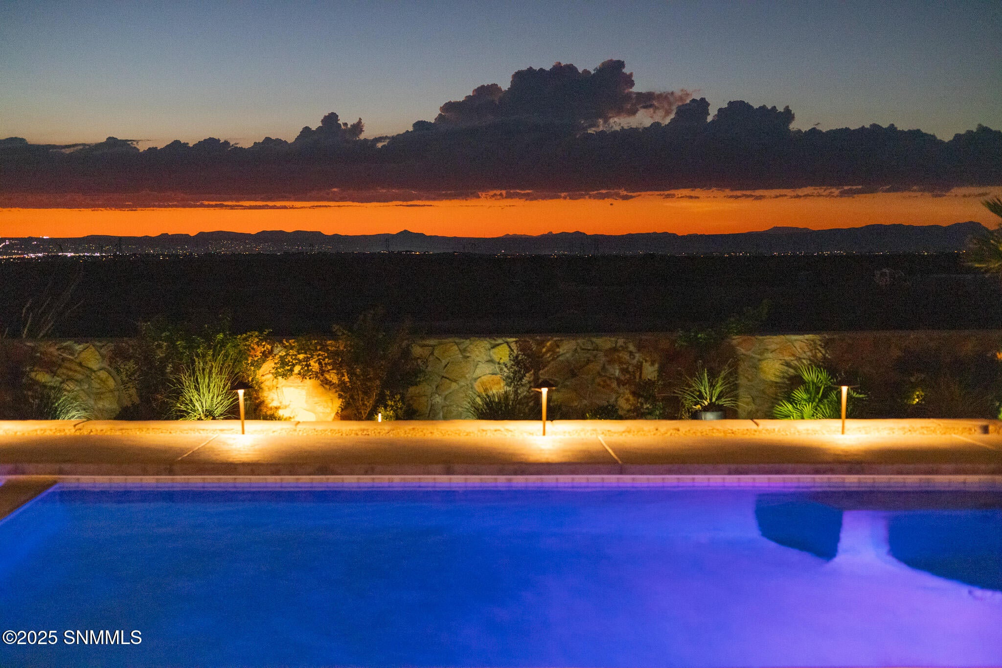 Las Cruces, New Mexico, 88011, United States, 4 Bedrooms Bedrooms, ,4 BathroomsBathrooms,Residential,Active,1963388