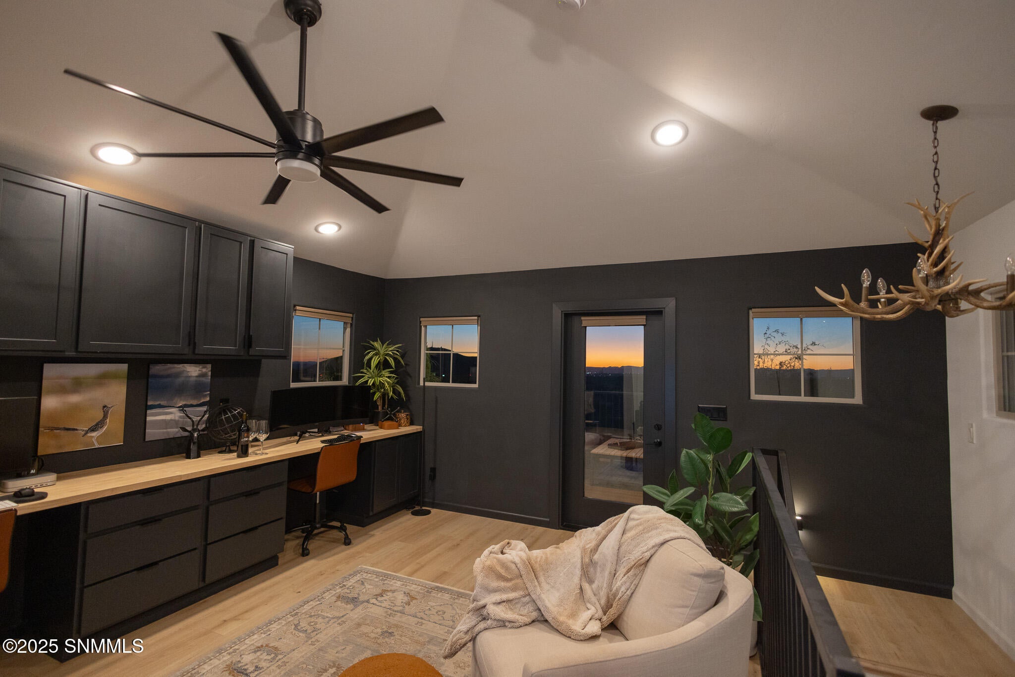 Las Cruces, New Mexico, 88011, United States, 4 Bedrooms Bedrooms, ,4 BathroomsBathrooms,Residential,Active,1963388