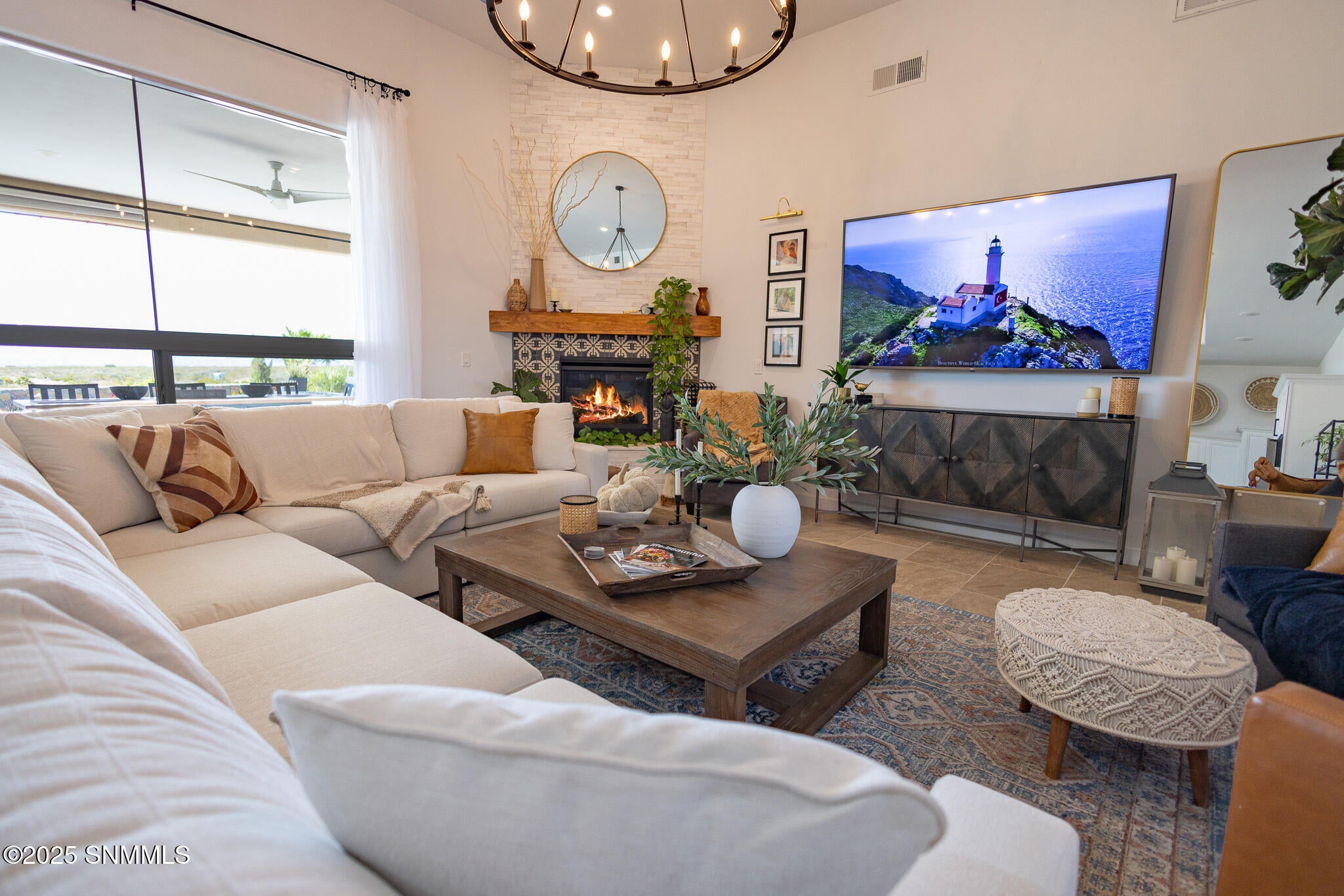 Las Cruces, New Mexico, 88011, United States, 4 Bedrooms Bedrooms, ,4 BathroomsBathrooms,Residential,Active,1963388