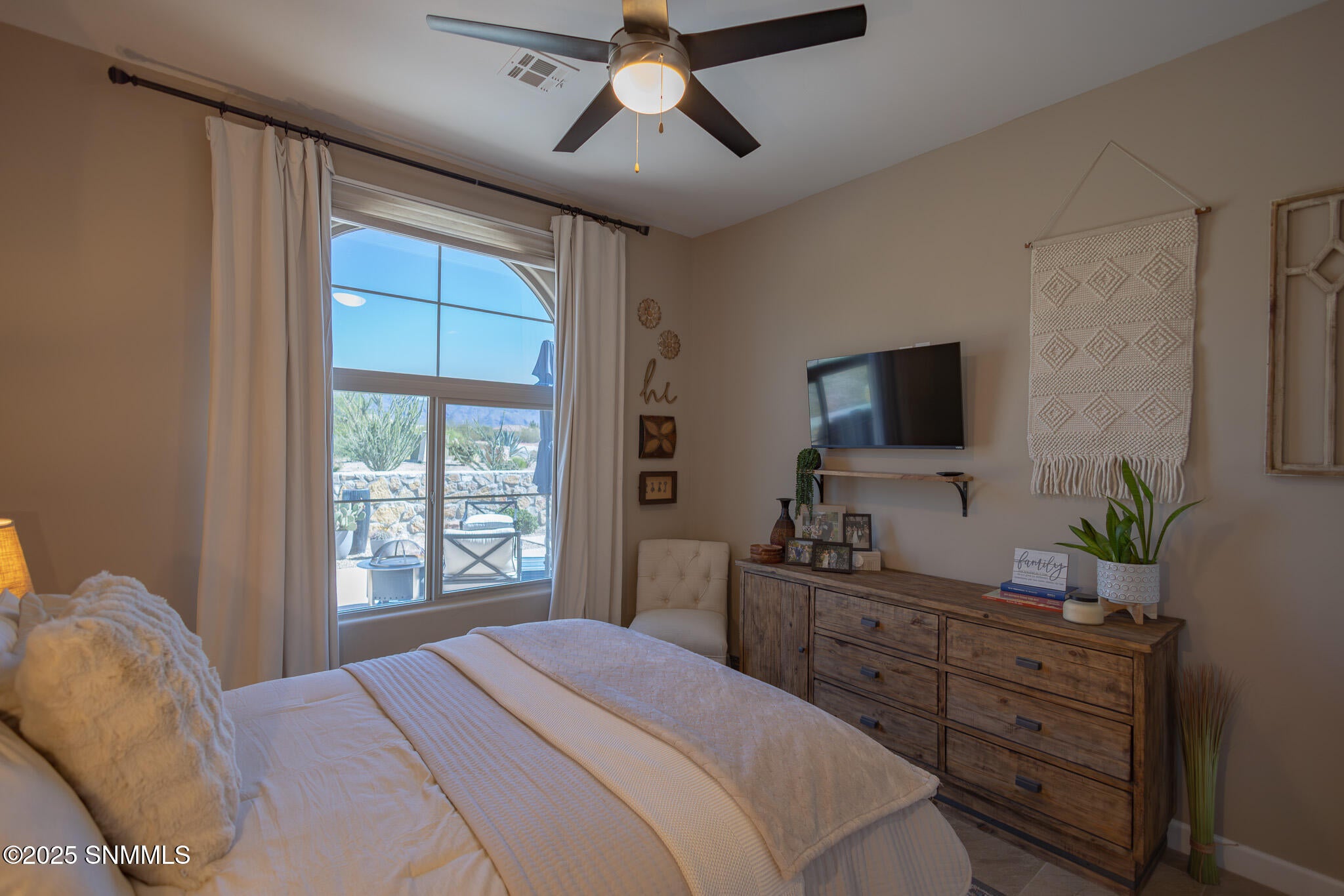 Las Cruces, New Mexico, 88011, United States, 4 Bedrooms Bedrooms, ,4 BathroomsBathrooms,Residential,Active,1963388