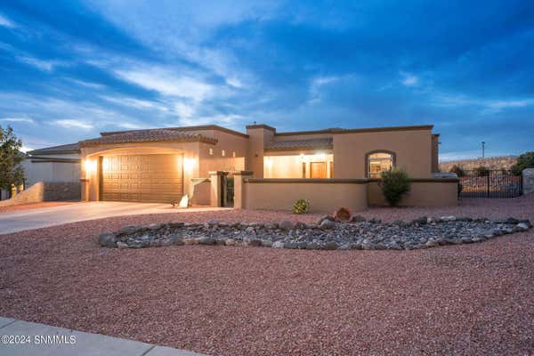 3665 MIDNIGHT RIDGE DR, LAS CRUCES, NM 88011, photo 2 of 39