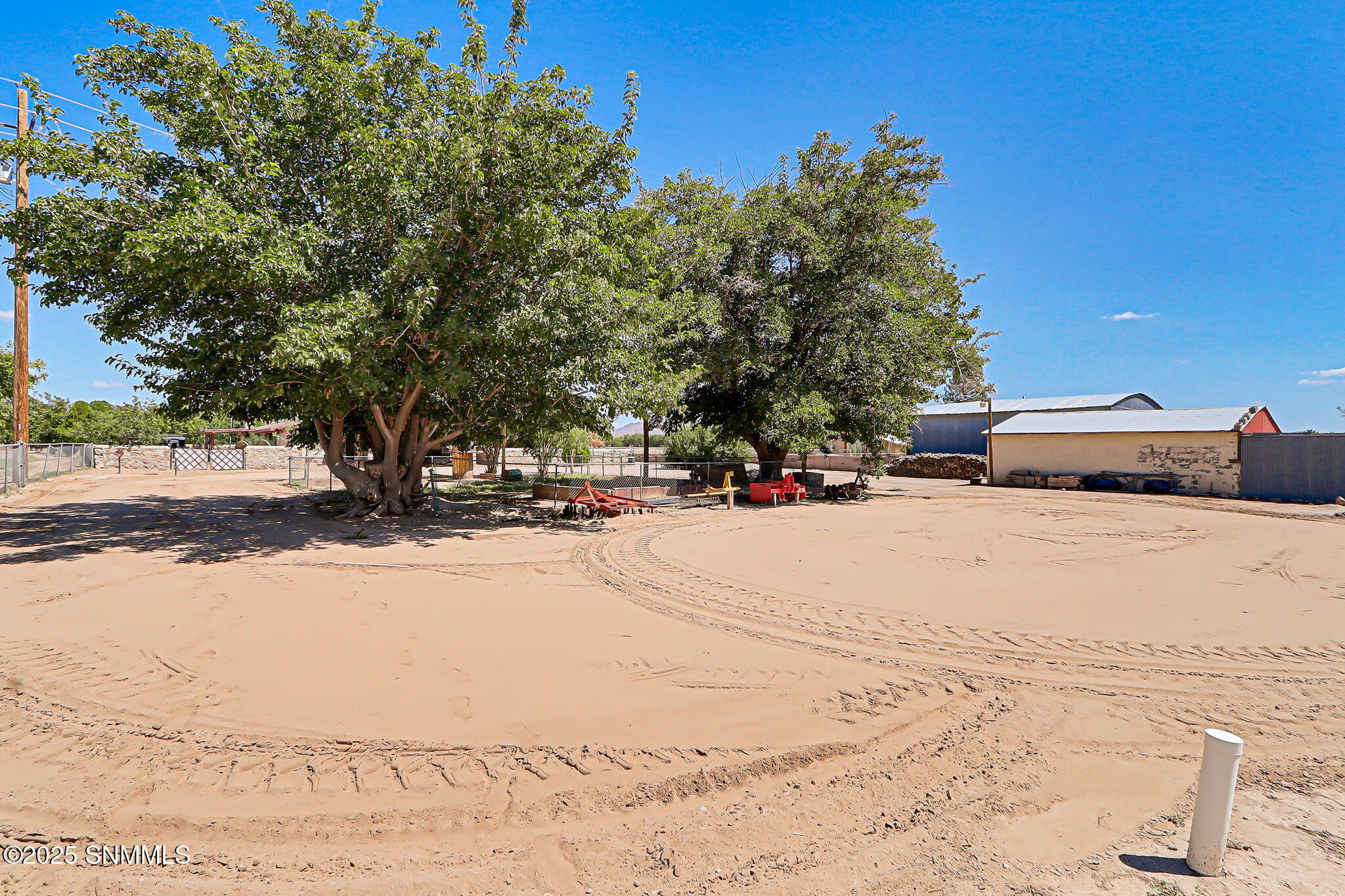 Las Cruces, New Mexico, 88007, United States, 3 Bedrooms Bedrooms, ,4 BathroomsBathrooms,Residential,Active,1945057