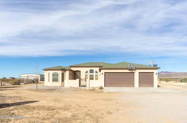 229 VISTA DEL REY DR, VADO, NM 88072 - Image 1