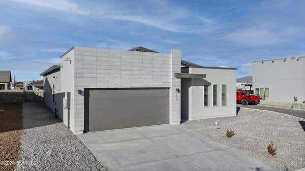 1123 BRASS HILL AVE, SANTA TERESA, NM 88008, photo 2 of 22