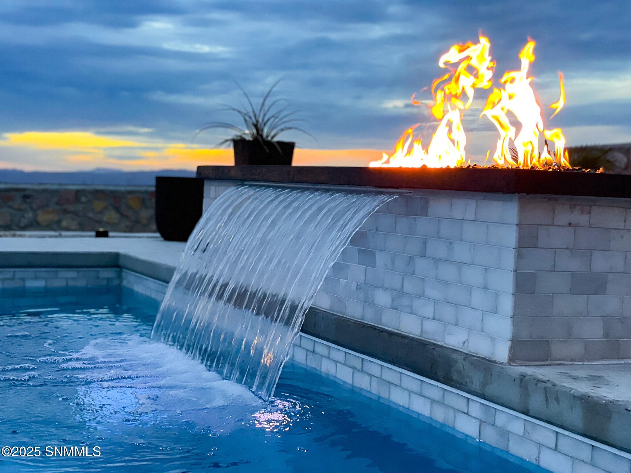 Las Cruces, New Mexico, 88011, United States, 4 Bedrooms Bedrooms, ,4 BathroomsBathrooms,Residential,Active,1963388