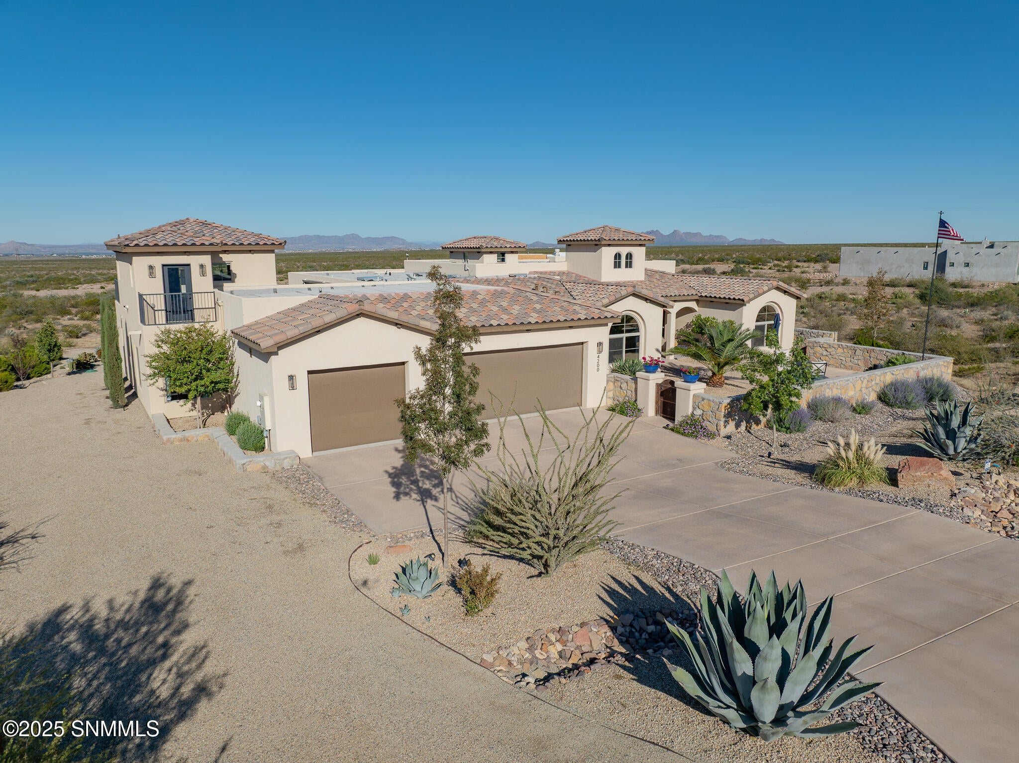Las Cruces, New Mexico, 88011, United States, 4 Bedrooms Bedrooms, ,4 BathroomsBathrooms,Residential,Active,1963388
