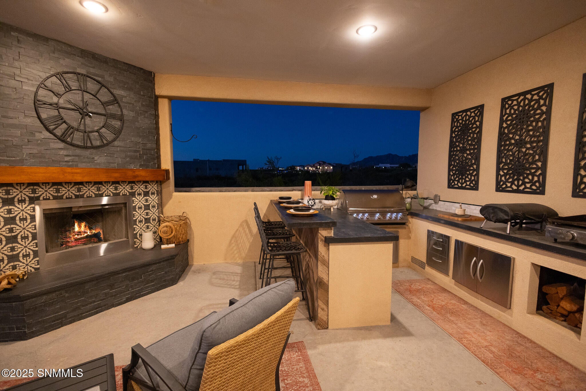 Las Cruces, New Mexico, 88011, United States, 4 Bedrooms Bedrooms, ,4 BathroomsBathrooms,Residential,Active,1963388