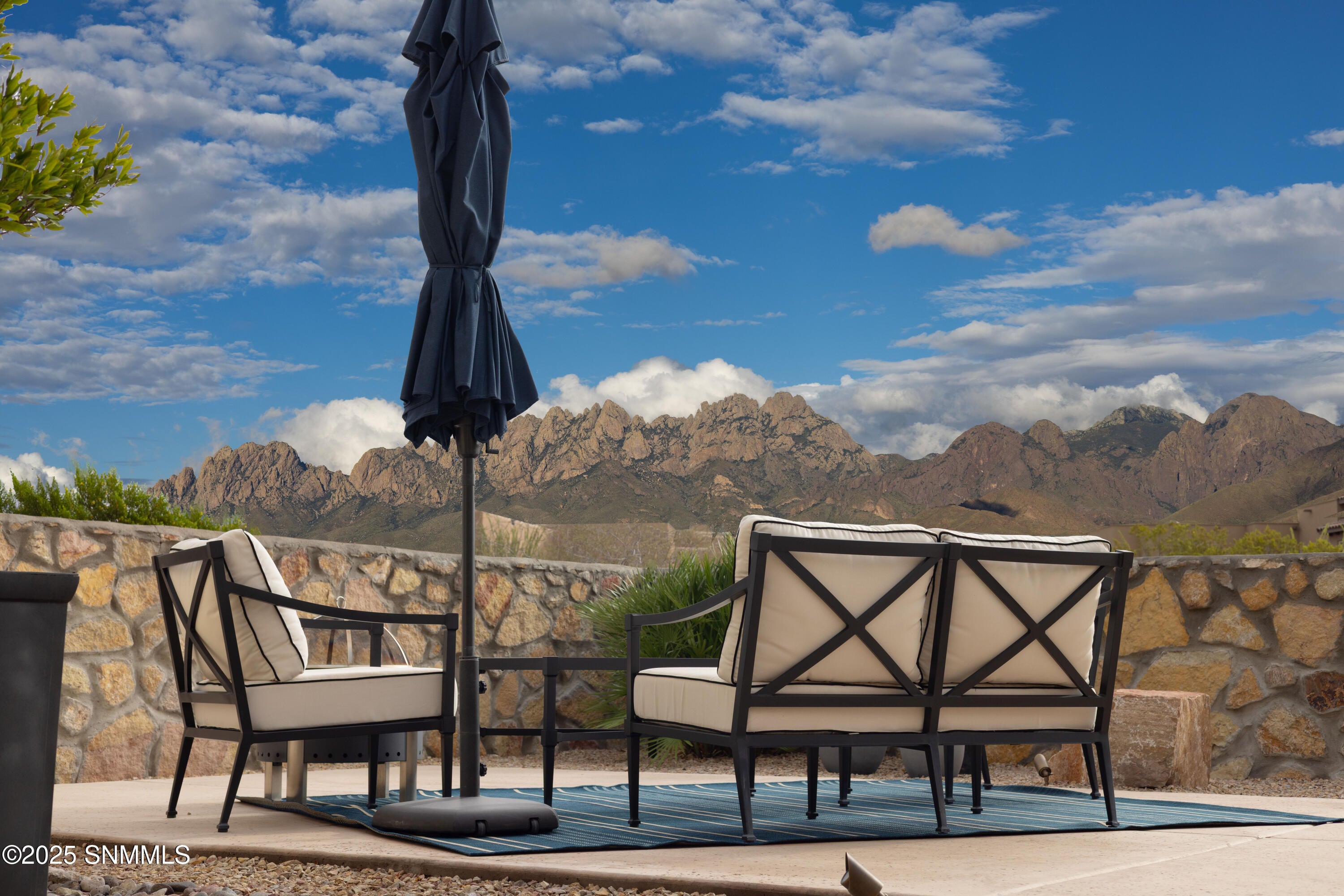 Las Cruces, New Mexico, 88011, United States, 4 Bedrooms Bedrooms, ,4 BathroomsBathrooms,Residential,Active,1963388