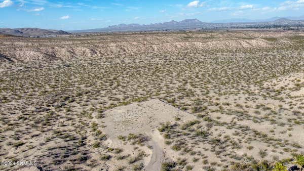 6720 DESERT BLOSSOM RD, LAS CRUCES, NM 88007, photo 5 of 35