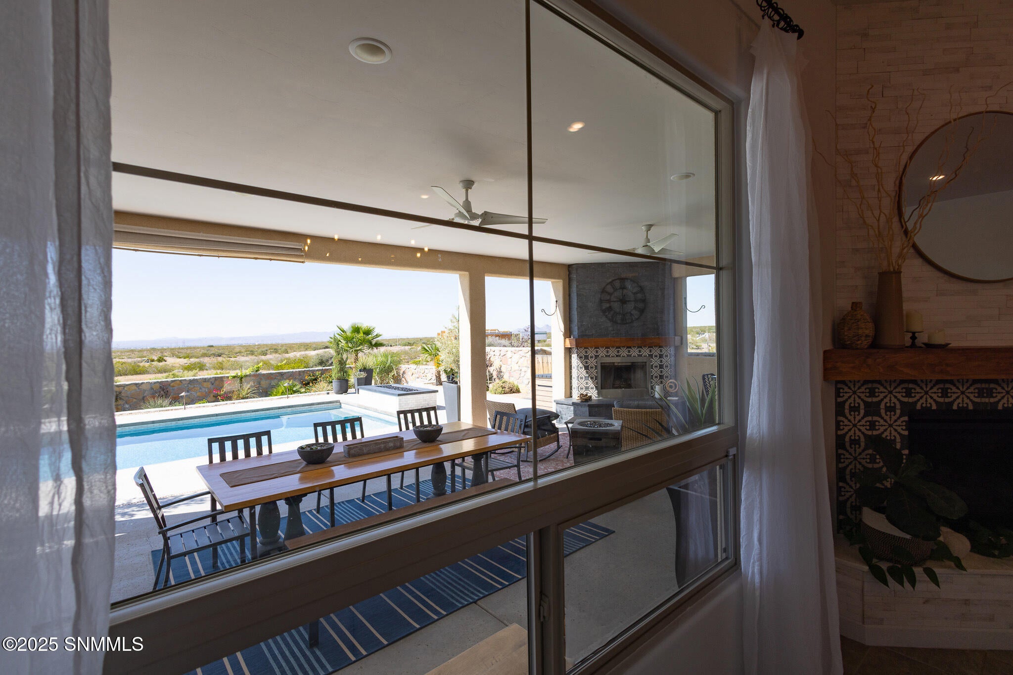 Las Cruces, New Mexico, 88011, United States, 4 Bedrooms Bedrooms, ,4 BathroomsBathrooms,Residential,Active,1963388