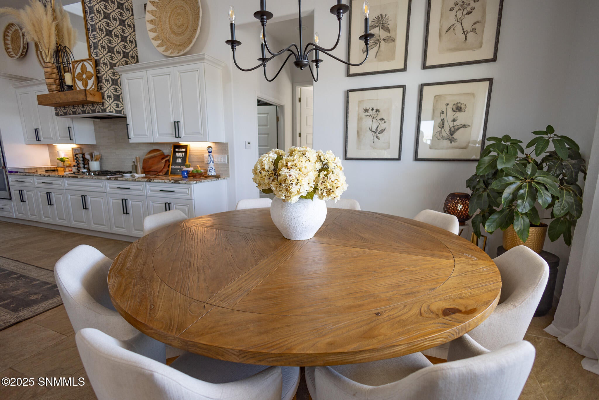 Las Cruces, New Mexico, 88011, United States, 4 Bedrooms Bedrooms, ,4 BathroomsBathrooms,Residential,Active,1963388