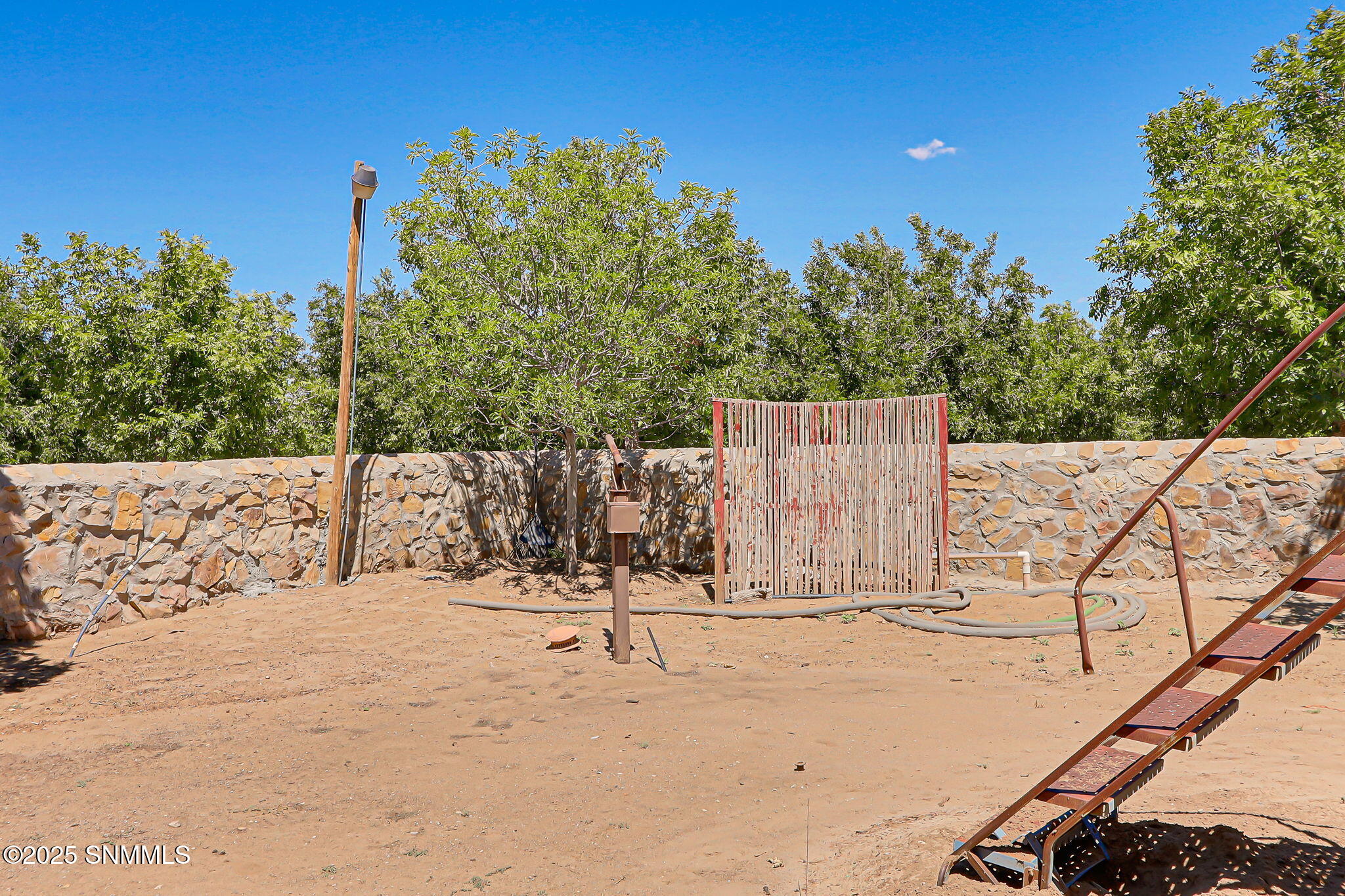 Las Cruces, New Mexico, 88007, United States, 3 Bedrooms Bedrooms, ,4 BathroomsBathrooms,Residential,Active,1945057