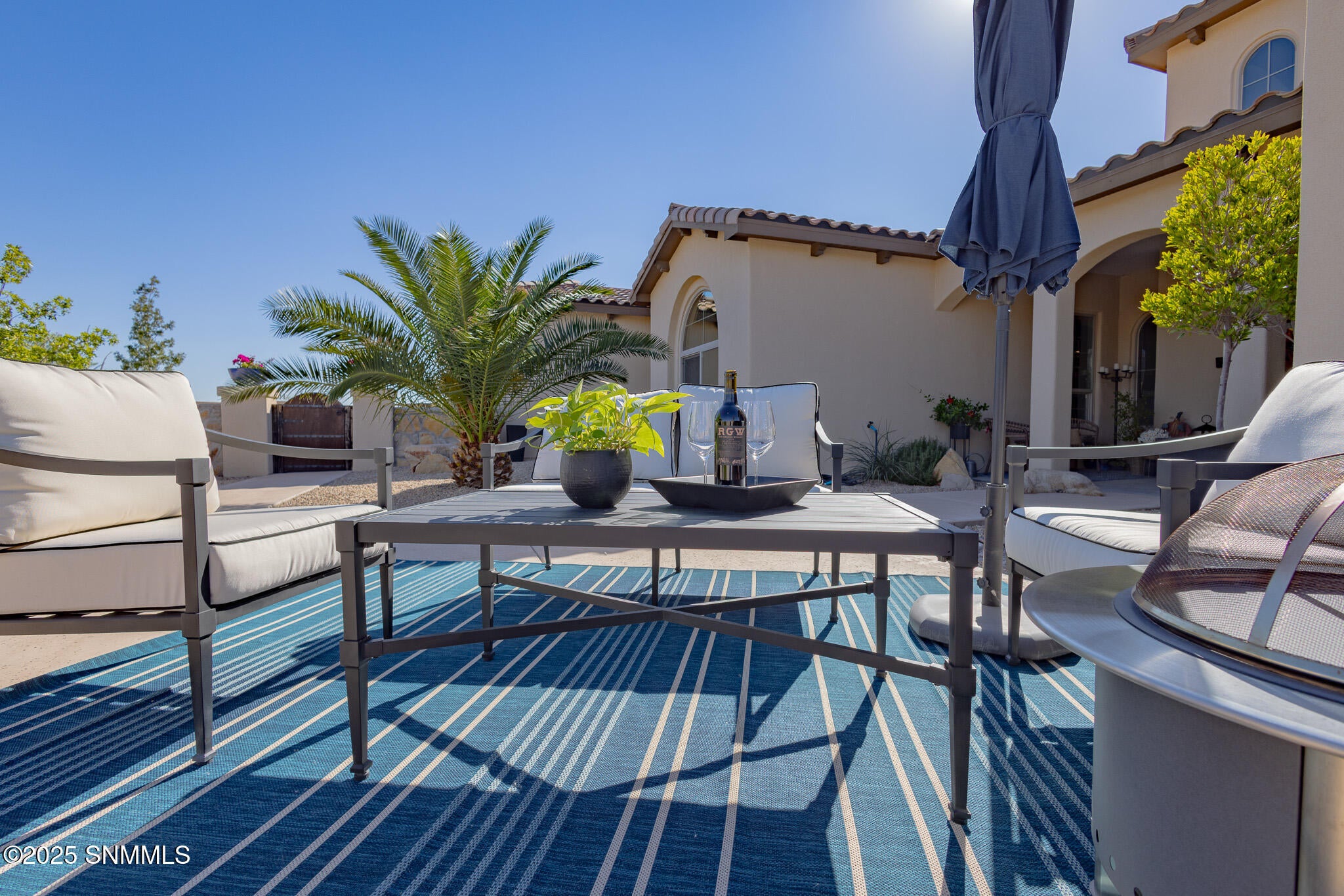 Las Cruces, New Mexico, 88011, United States, 4 Bedrooms Bedrooms, ,4 BathroomsBathrooms,Residential,Active,1963388