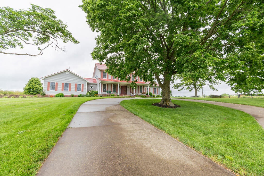 Nicholasville, Kentucky, 40356, United States, 4 Bedrooms Bedrooms, ,4 BathroomsBathrooms,Residential,Active,1945274