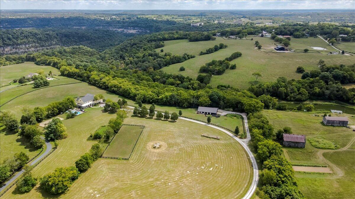 Nicholasville, Kentucky, 40356, United States, 5 Bedrooms Bedrooms, ,5 BathroomsBathrooms,Residential,Active,1913955