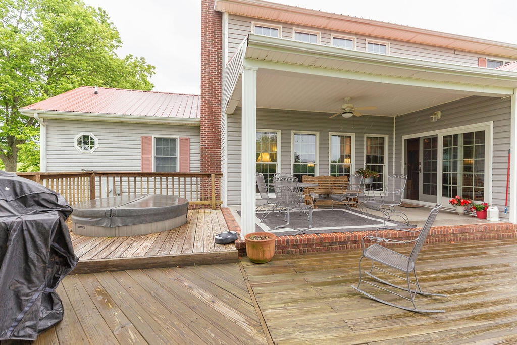 Nicholasville, Kentucky, 40356, United States, 4 Bedrooms Bedrooms, ,4 BathroomsBathrooms,Residential,Active,1945274