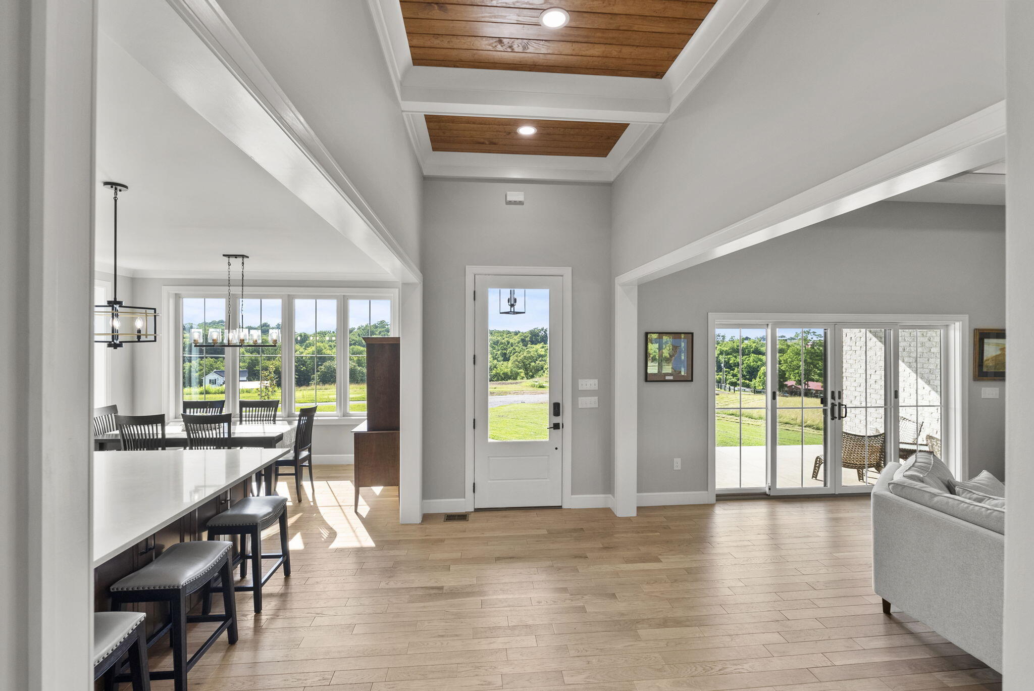 Richmond, Kentucky, 40475, United States, 5 Bedrooms Bedrooms, ,5 BathroomsBathrooms,Residential,Active,1868143