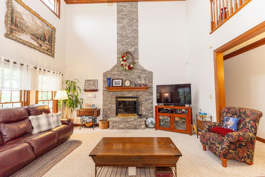 Nicholasville, Kentucky, 40356, United States, 4 Bedrooms Bedrooms, ,4 BathroomsBathrooms,Residential,Active,1945274