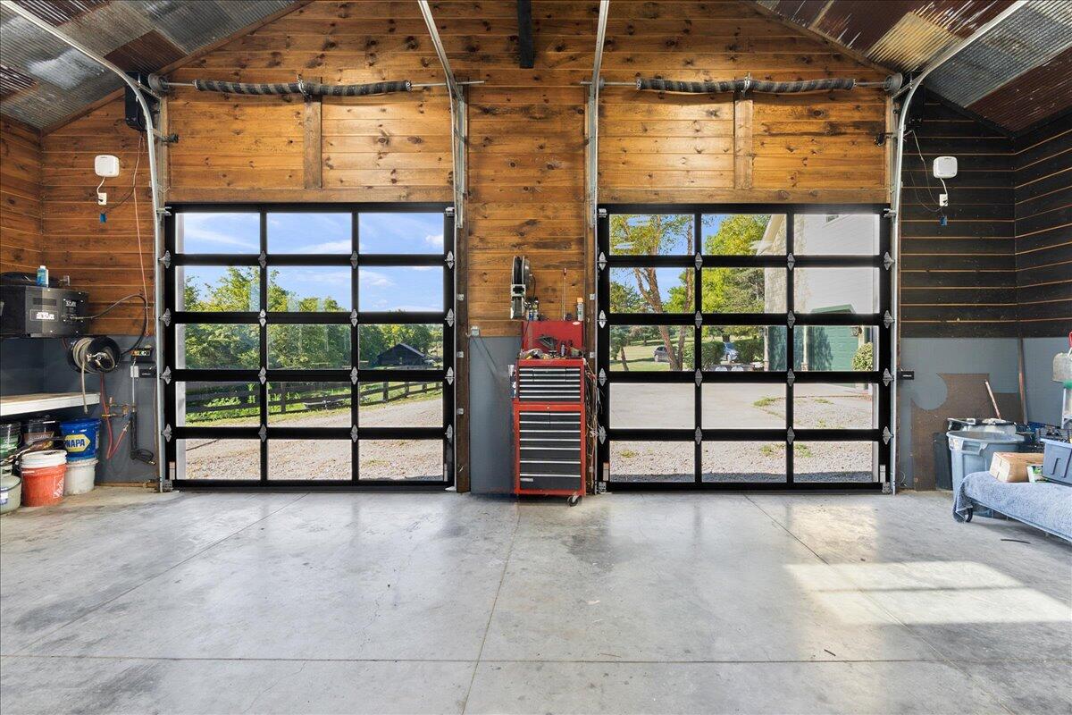 Nicholasville, Kentucky, 40356, United States, 5 Bedrooms Bedrooms, ,5 BathroomsBathrooms,Residential,Active,1913955