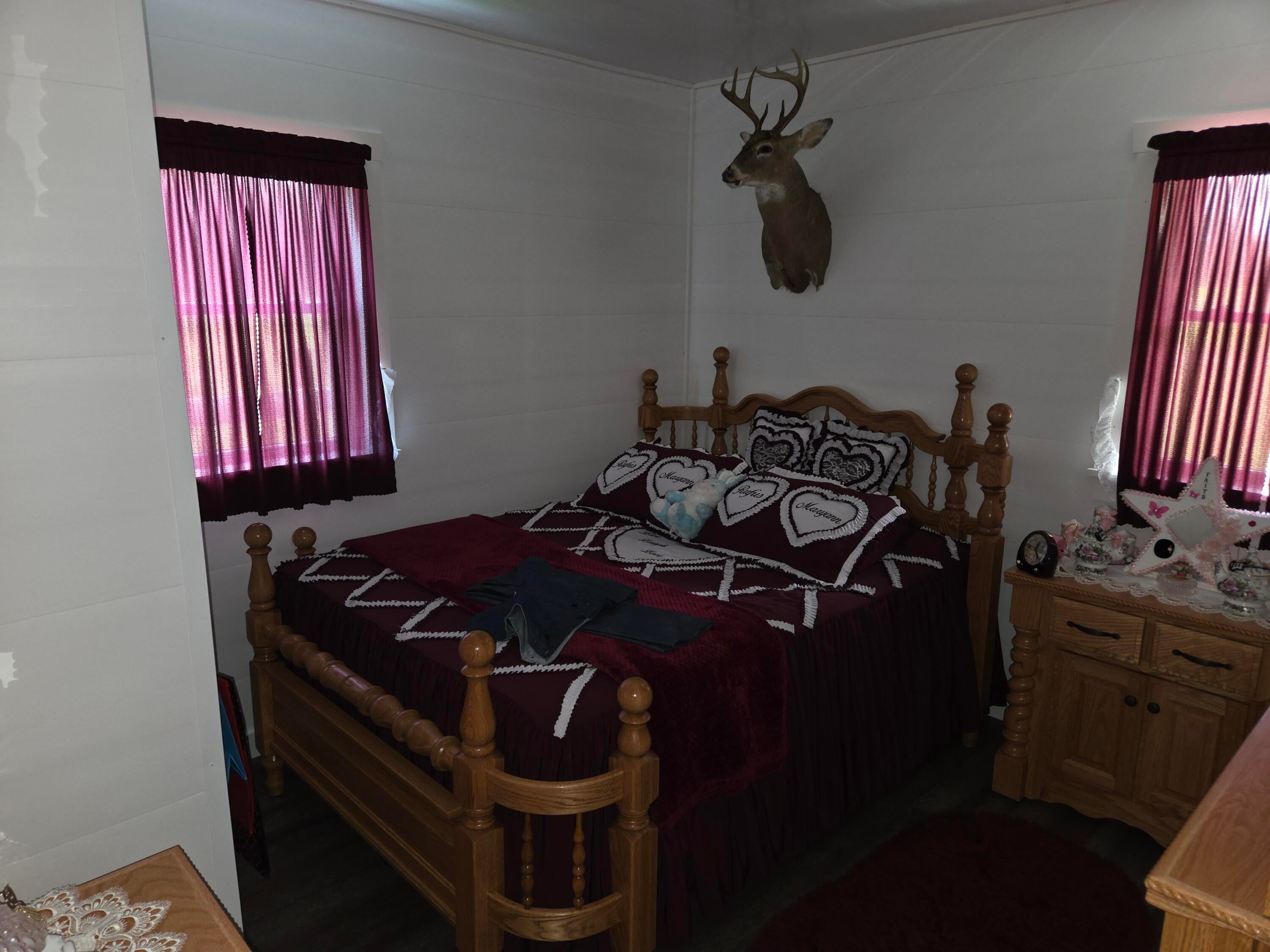 Owingsville, Kentucky, 40360, United States, 10 Bedrooms Bedrooms, ,Residential,Active,1996282