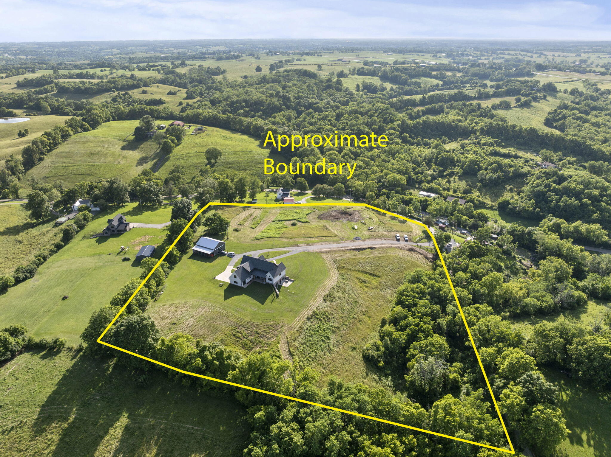 Richmond, Kentucky, 40475, United States, 5 Bedrooms Bedrooms, ,5 BathroomsBathrooms,Residential,Active,1868143