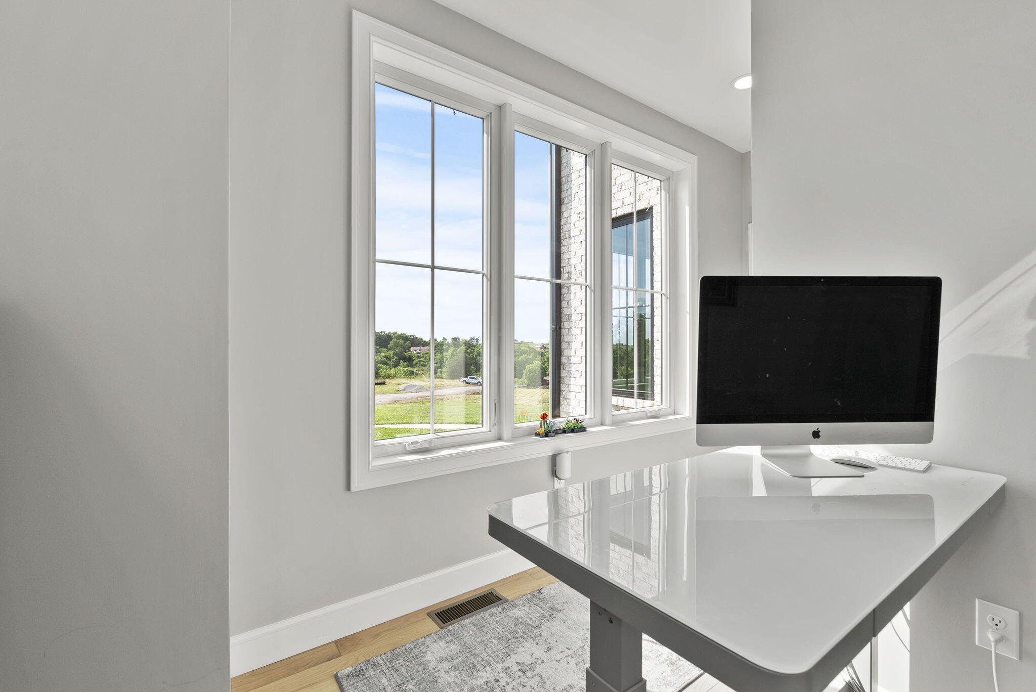 Richmond, Kentucky, 40475, United States, 5 Bedrooms Bedrooms, ,5 BathroomsBathrooms,Residential,Active,1868143