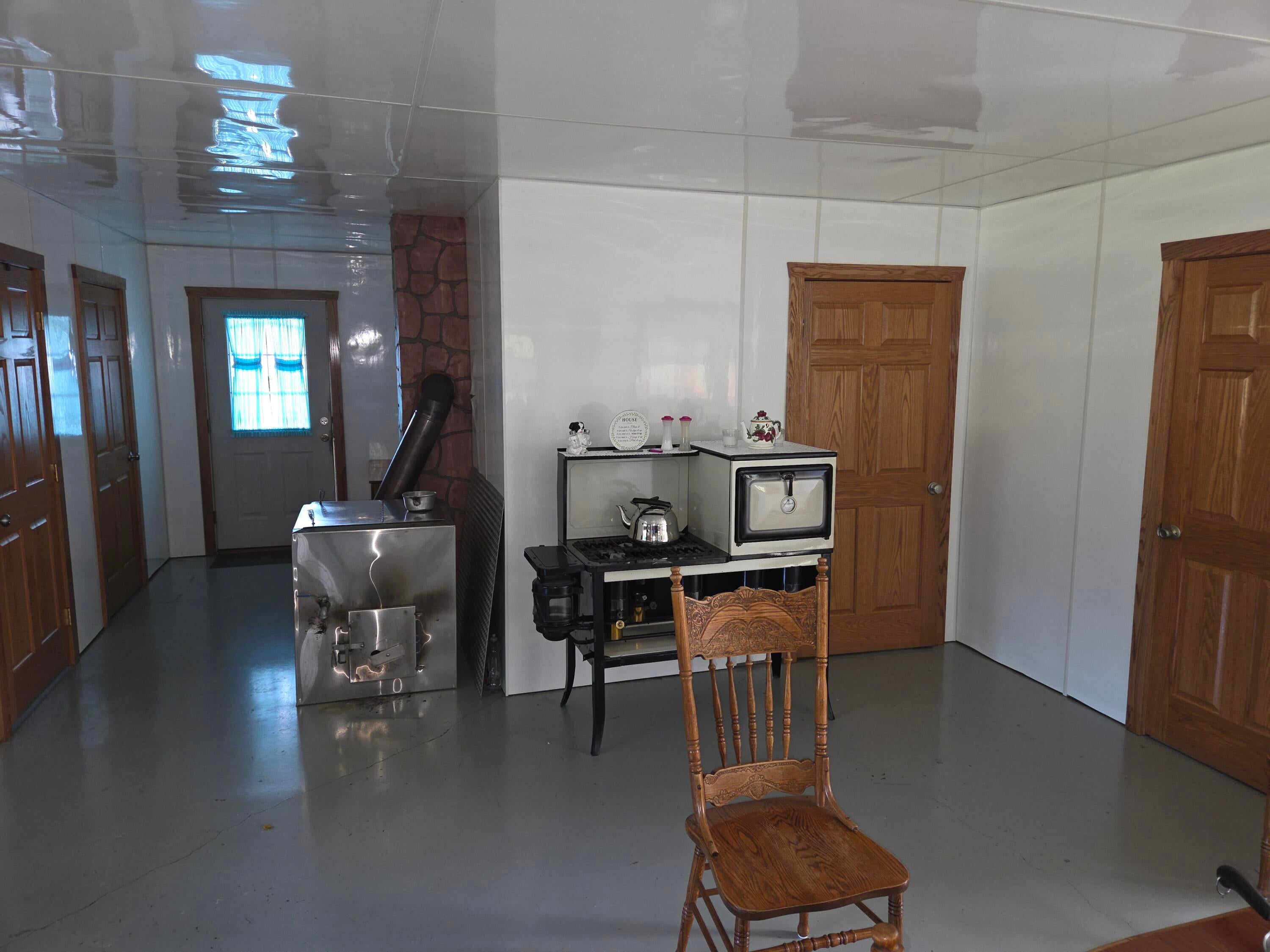 Owingsville, Kentucky, 40360, United States, 10 Bedrooms Bedrooms, ,Residential,Active,1996282