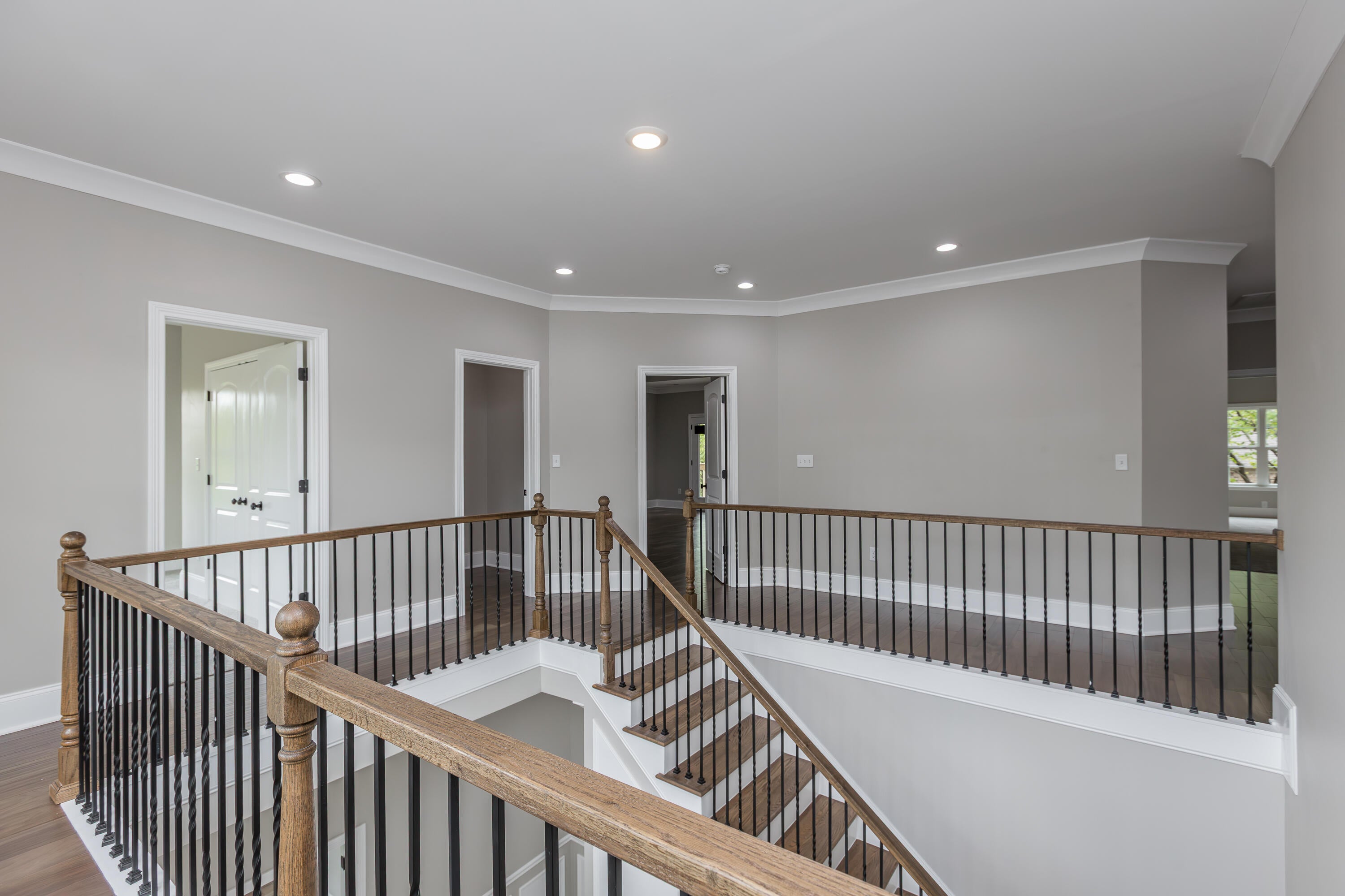 Lexington, Kentucky, 40513, United States, 4 Bedrooms Bedrooms, ,5 BathroomsBathrooms,Residential,Active,1824534
