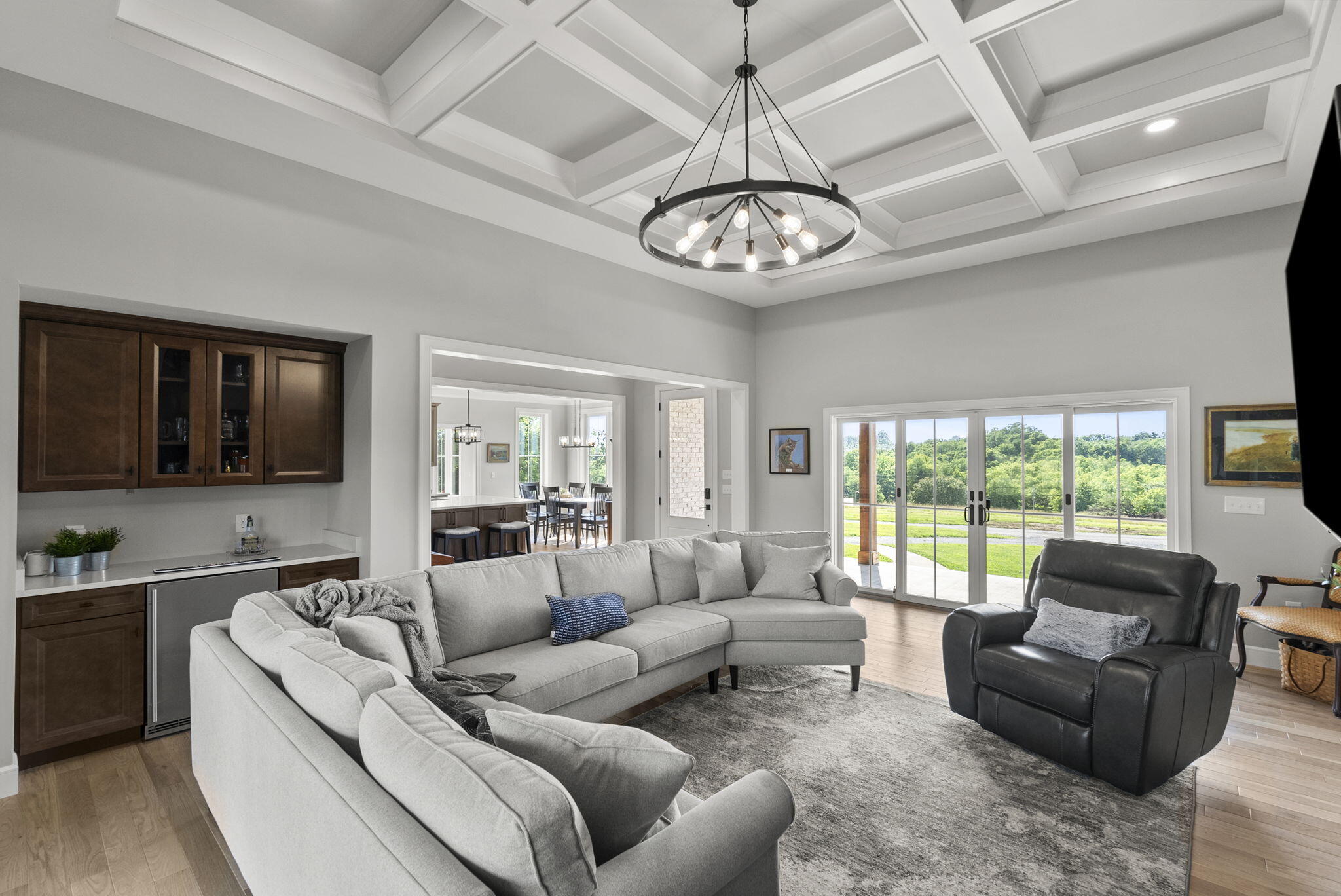 Richmond, Kentucky, 40475, United States, 5 Bedrooms Bedrooms, ,5 BathroomsBathrooms,Residential,Active,1868143