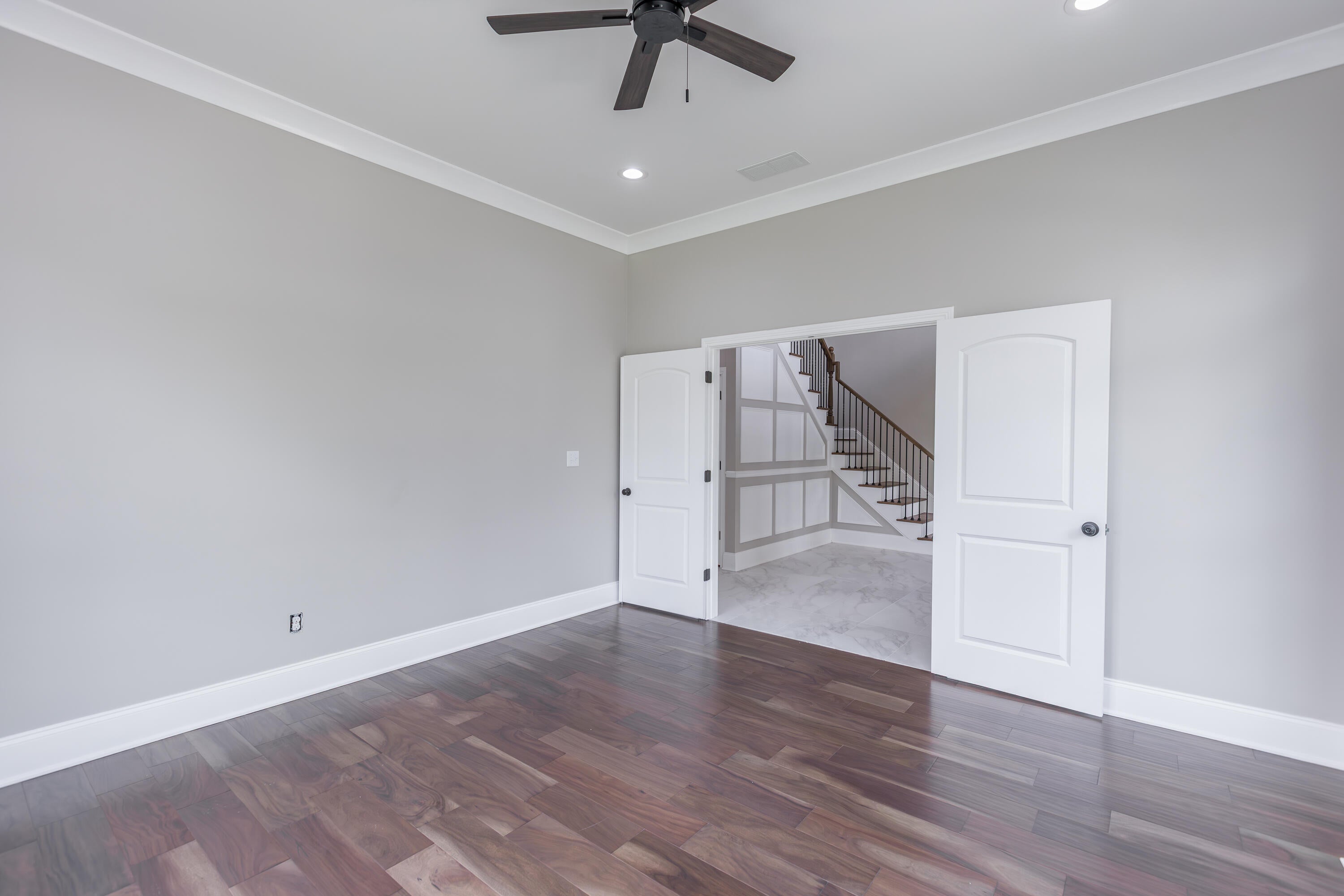 Lexington, Kentucky, 40513, United States, 4 Bedrooms Bedrooms, ,5 BathroomsBathrooms,Residential,Active,1824534