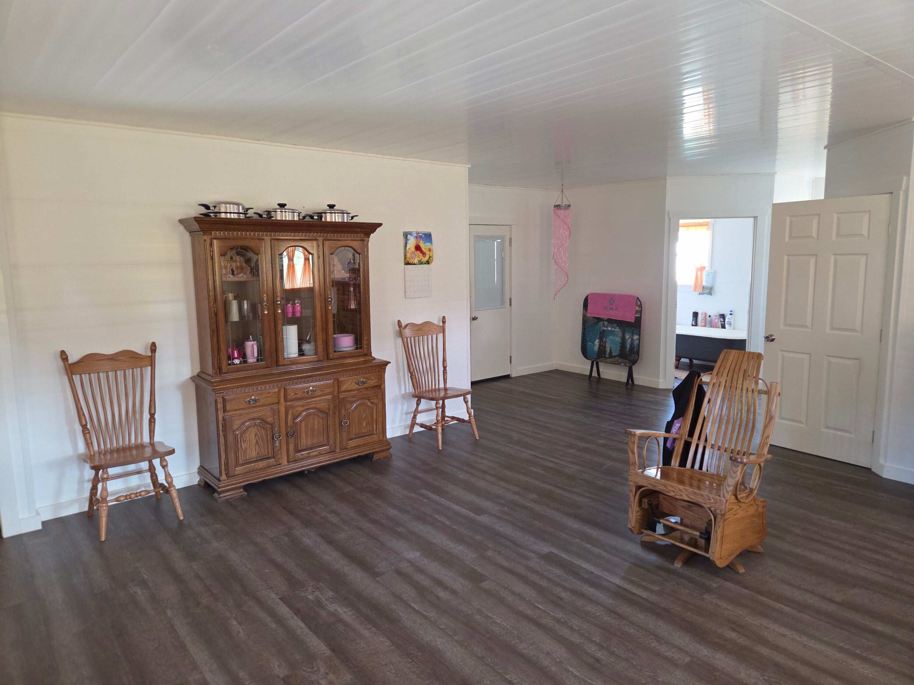 Owingsville, Kentucky, 40360, United States, 10 Bedrooms Bedrooms, ,Residential,Active,1996282