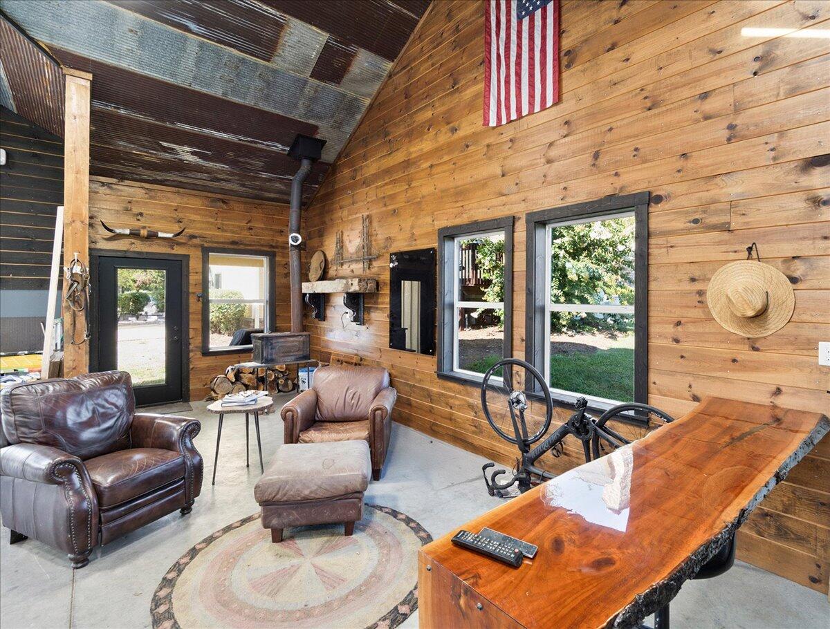 Nicholasville, Kentucky, 40356, United States, 5 Bedrooms Bedrooms, ,5 BathroomsBathrooms,Residential,Active,1913955