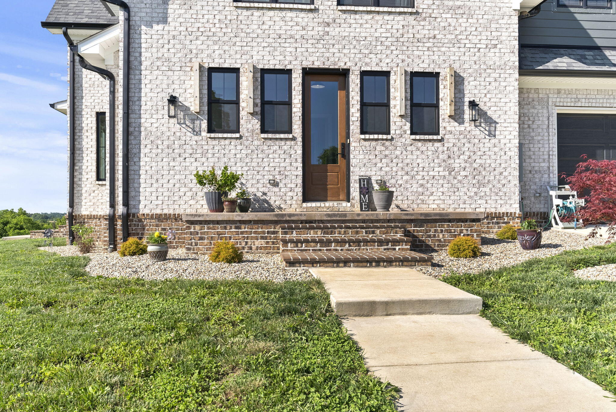 Richmond, Kentucky, 40475, United States, 5 Bedrooms Bedrooms, ,5 BathroomsBathrooms,Residential,Active,1868143