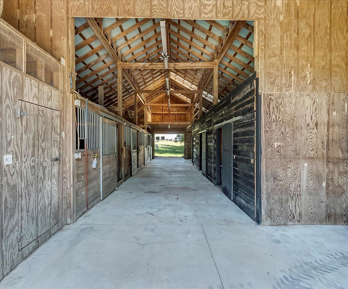 Nicholasville, Kentucky, 40356, United States, 5 Bedrooms Bedrooms, ,5 BathroomsBathrooms,Residential,Active,1913955