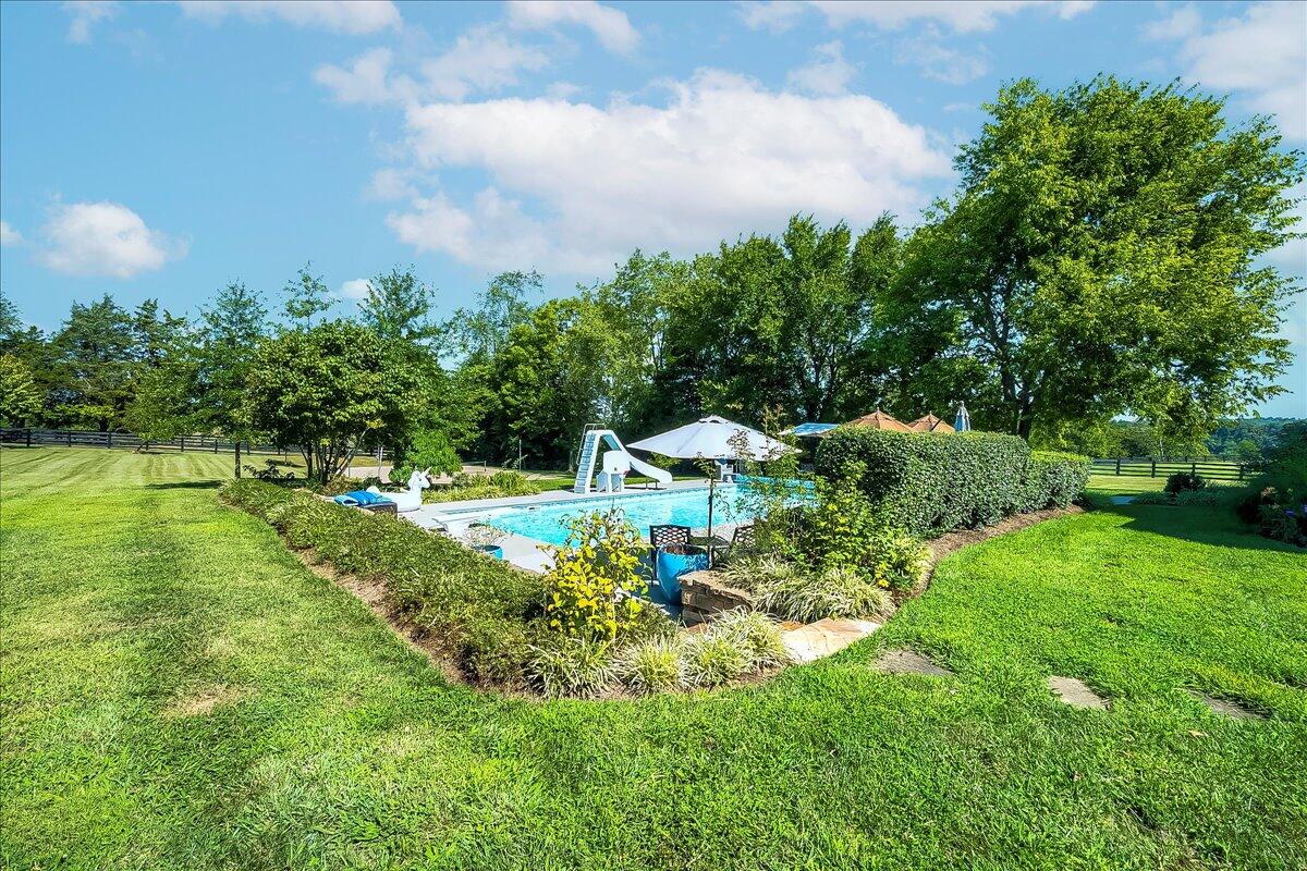 Nicholasville, Kentucky, 40356, United States, 5 Bedrooms Bedrooms, ,5 BathroomsBathrooms,Residential,Active,1913955