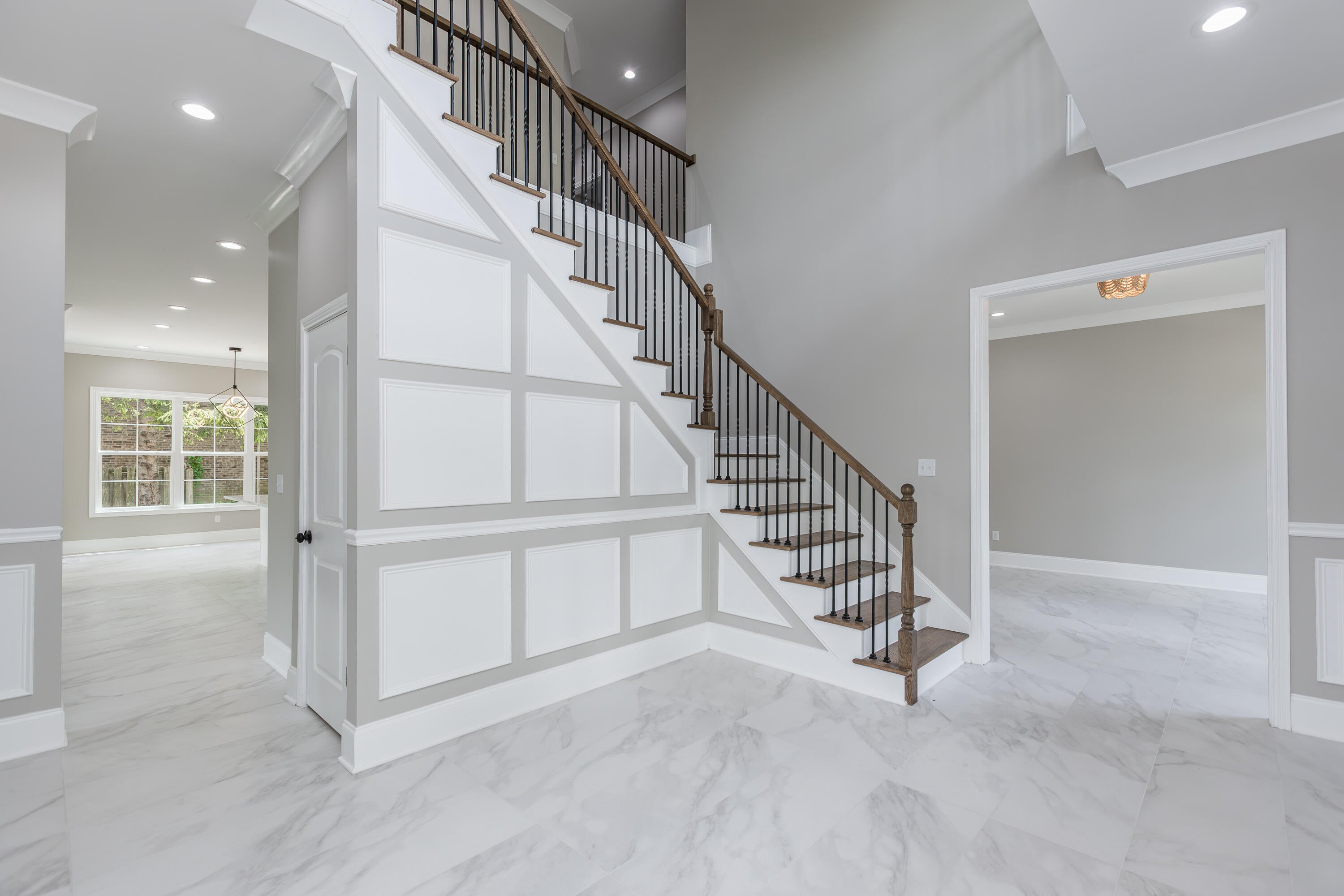 Lexington, Kentucky, 40513, United States, 4 Bedrooms Bedrooms, ,5 BathroomsBathrooms,Residential,Active,1824534