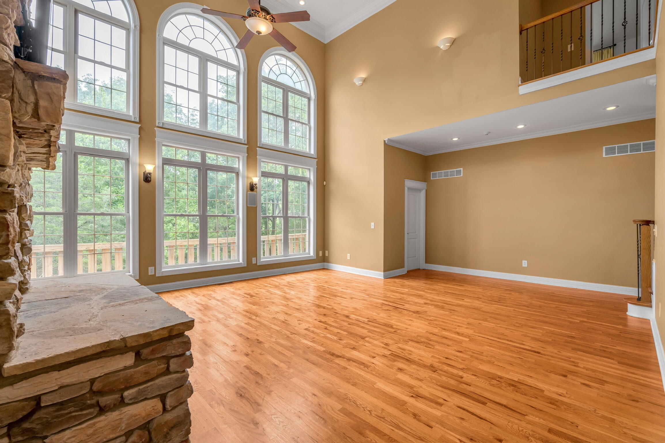 Richmond, Kentucky, 40475, United States, 7 Bedrooms Bedrooms, ,9 BathroomsBathrooms,Residential,Active,1972152