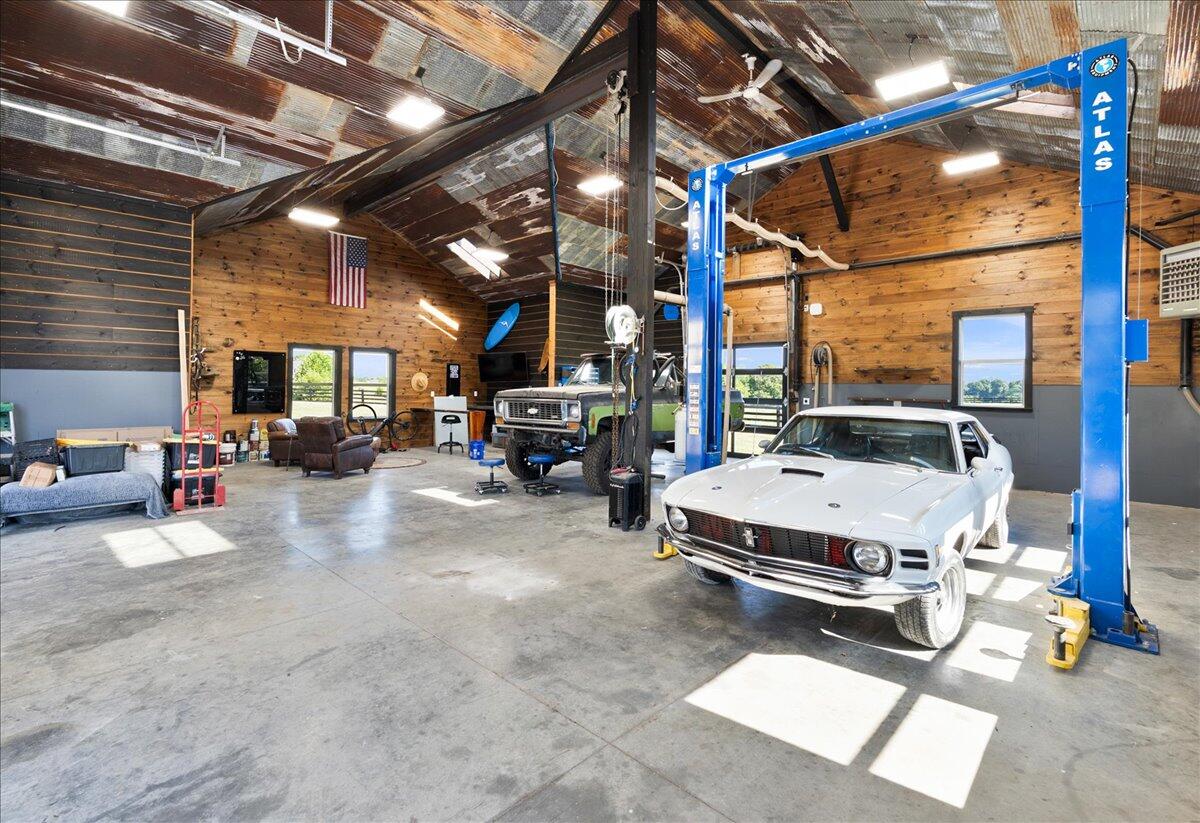 Nicholasville, Kentucky, 40356, United States, 5 Bedrooms Bedrooms, ,5 BathroomsBathrooms,Residential,Active,1913955