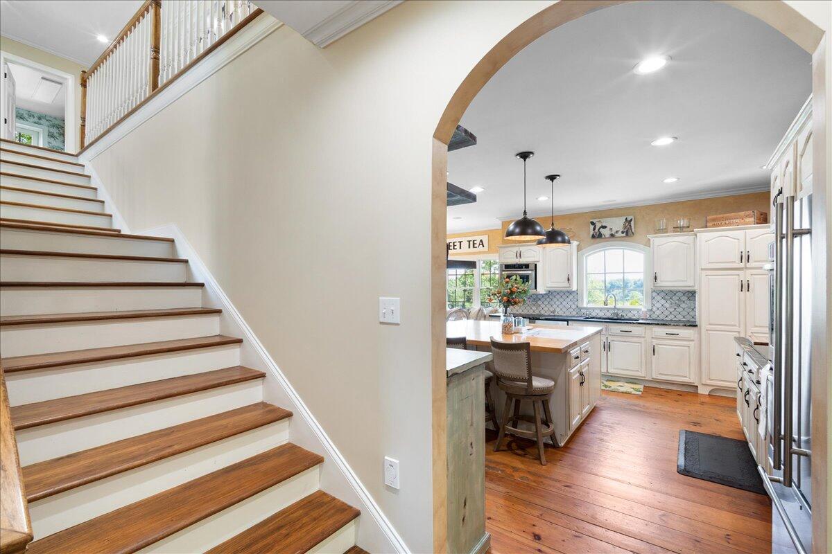 Nicholasville, Kentucky, 40356, United States, 5 Bedrooms Bedrooms, ,5 BathroomsBathrooms,Residential,Active,1913955