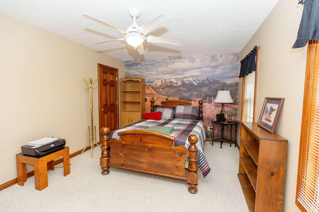 Nicholasville, Kentucky, 40356, United States, 4 Bedrooms Bedrooms, ,4 BathroomsBathrooms,Residential,Active,1945274