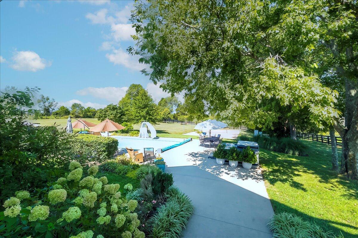 Nicholasville, Kentucky, 40356, United States, 5 Bedrooms Bedrooms, ,5 BathroomsBathrooms,Residential,Active,1913955