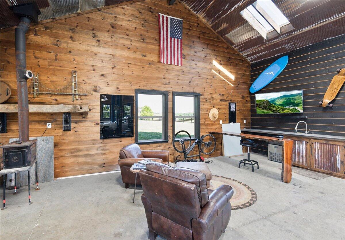 Nicholasville, Kentucky, 40356, United States, 5 Bedrooms Bedrooms, ,5 BathroomsBathrooms,Residential,Active,1913955