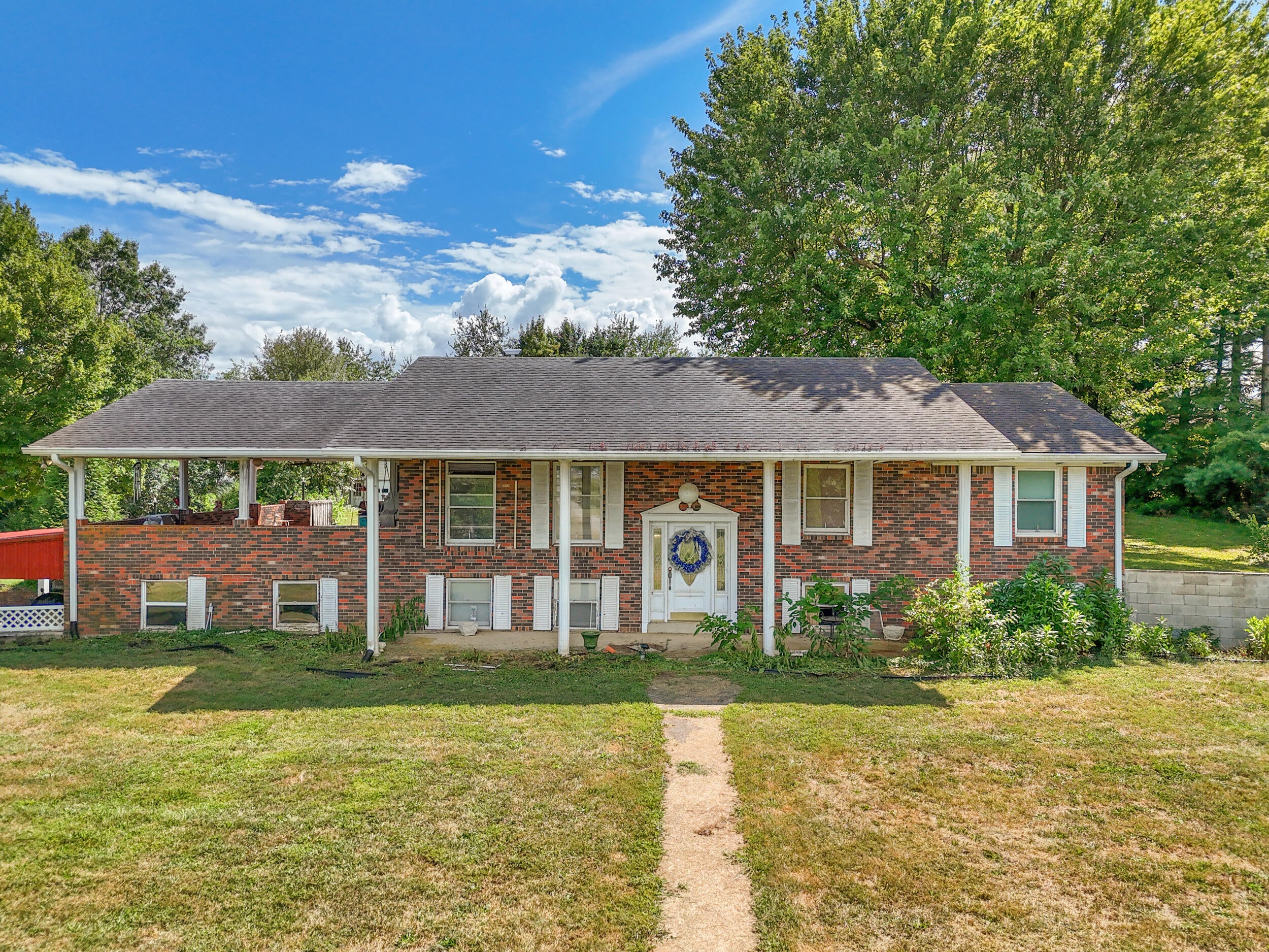 Junction City, Kentucky, 40440, United States, 4 Bedrooms Bedrooms, ,3 BathroomsBathrooms,Residential,Active,1941377