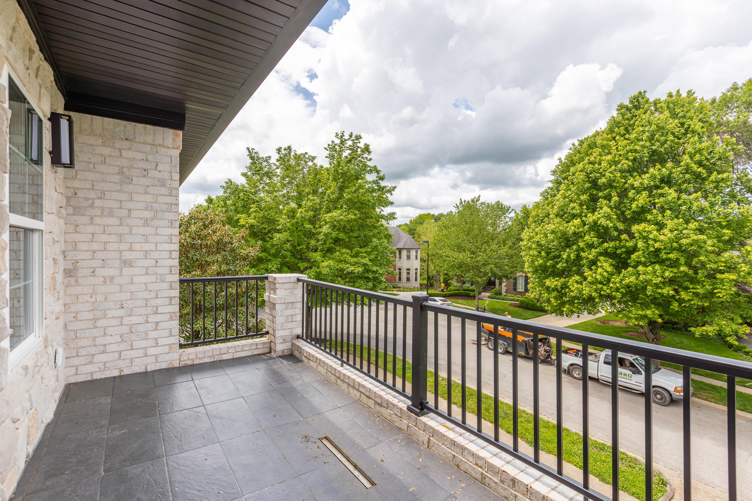 Lexington, Kentucky, 40513, United States, 4 Bedrooms Bedrooms, ,5 BathroomsBathrooms,Residential,Active,1824534